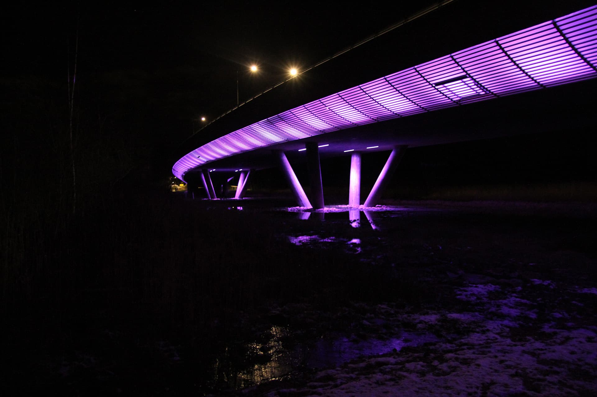 Finnevikin sillan teräsverhous ja erikoiskaiteet, Espoo